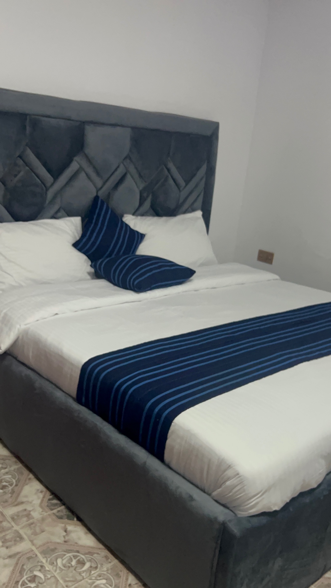 Adigun (7) bed