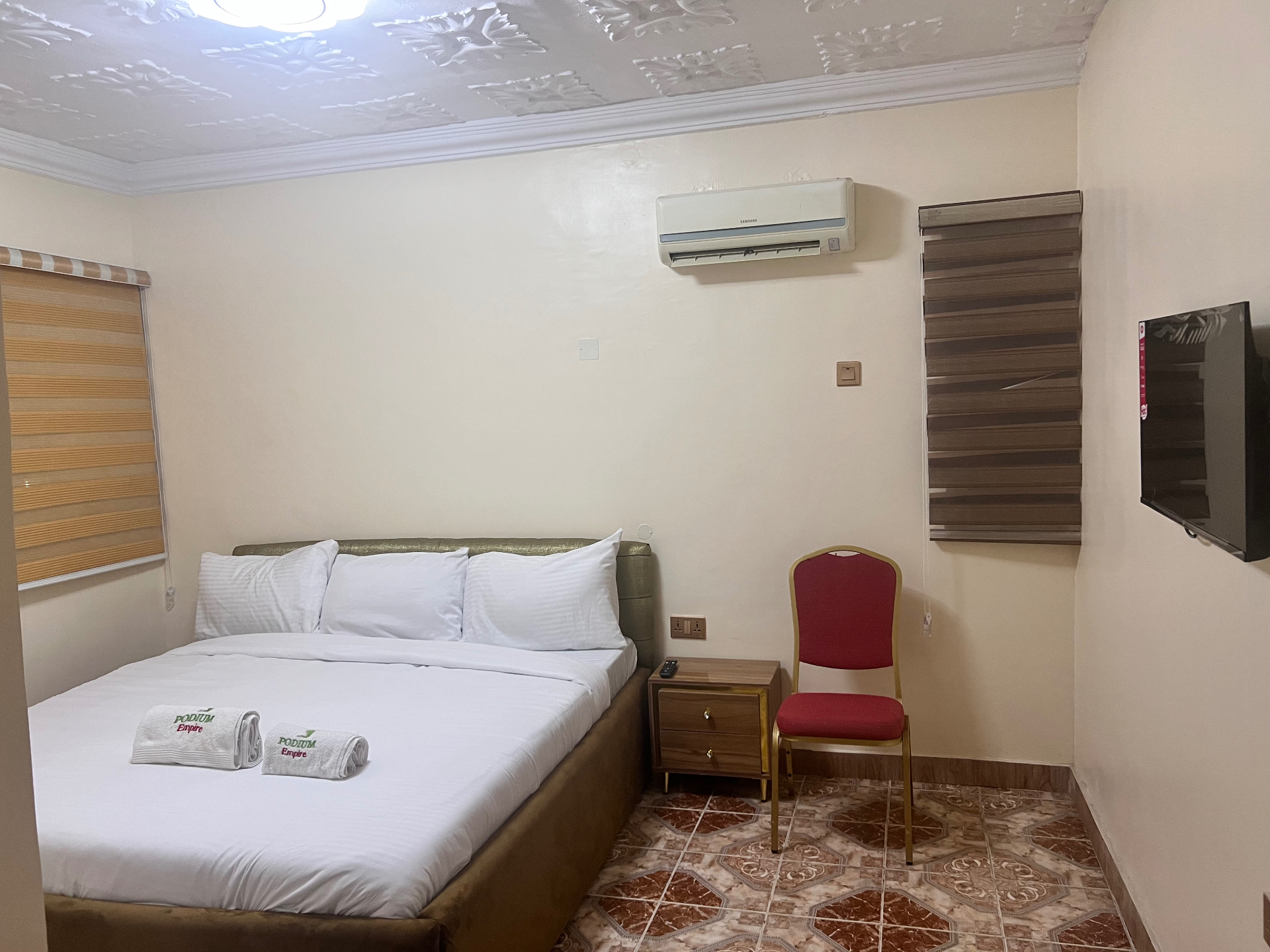 Alabi (5) bedroom